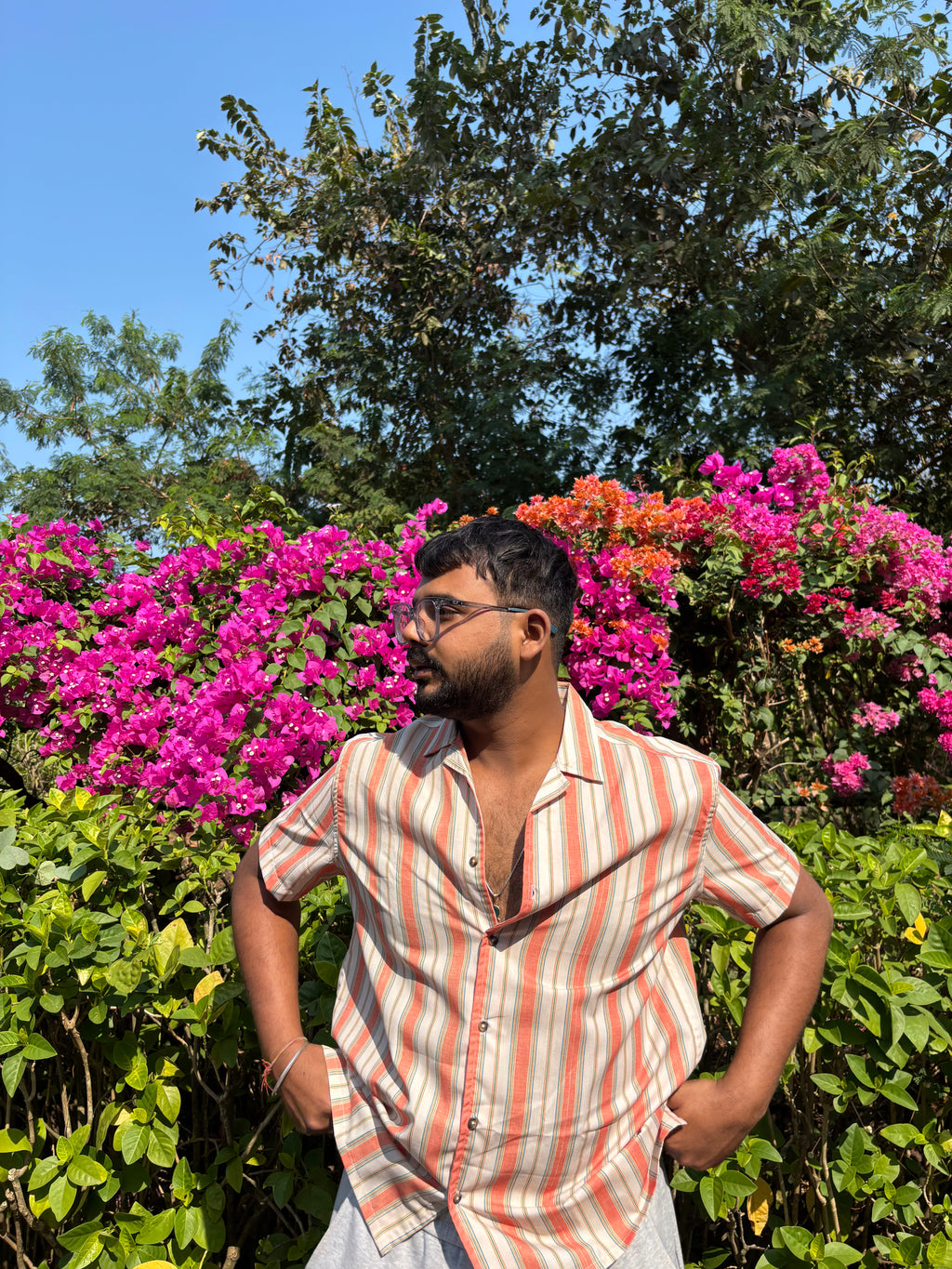 OLD SCHOOL - RELAXED FIT SHIRT